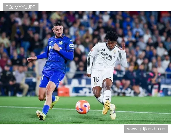 西甲各队赛季阵容调整与当前竞技状态分析