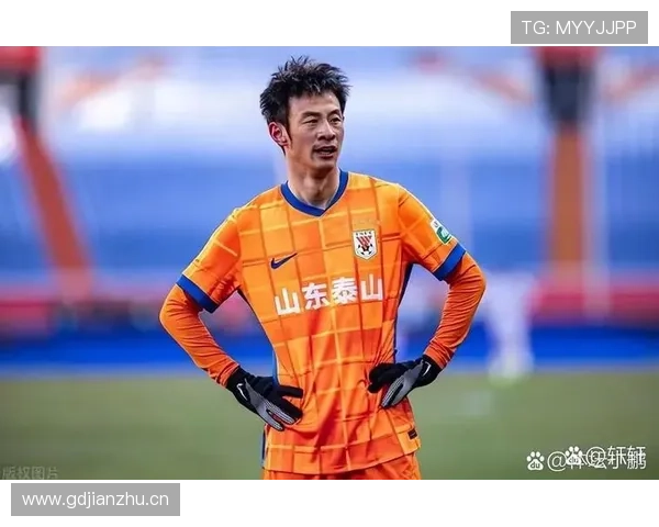 山东泰山高位压迫频繁失效，防线被动挨打，赛季防守稳定性面临考验